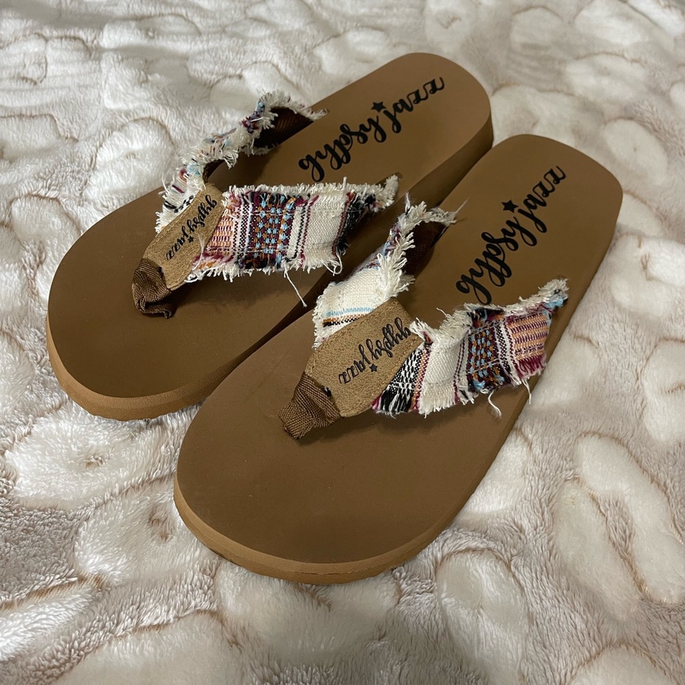 Womens Size 9 Flip Flops